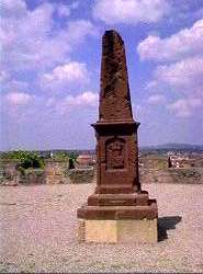 Der Obelisk auf der Spitze